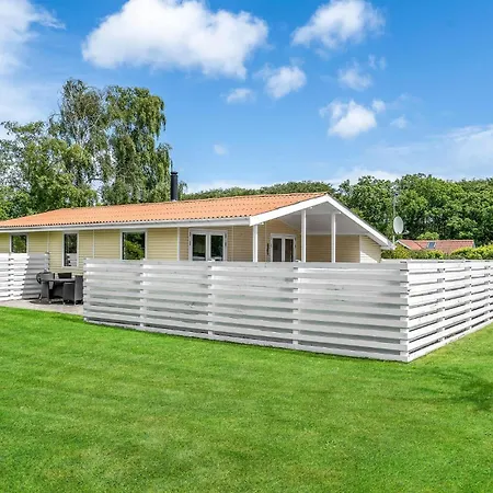 Holiday home Pet Friendly In Svendborg With Wifi Vemmenaes
